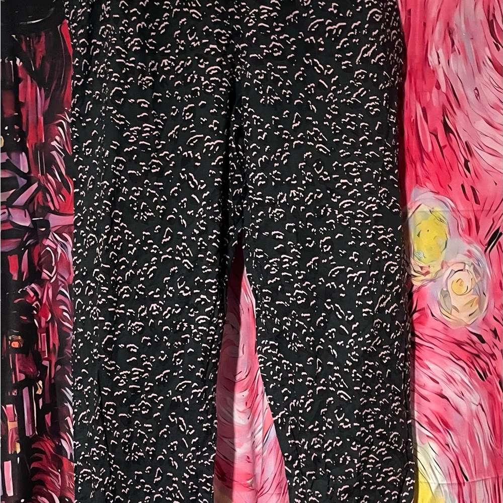 Victoria's Secret dark grey and Pink leopard cheetah print Pajama Pants